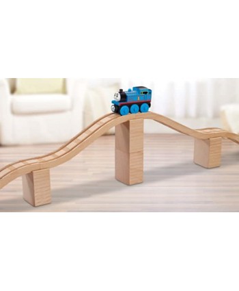 Thomas & Friends Wooden Railway Series Ascending Track & Riser Pack Battery Operated